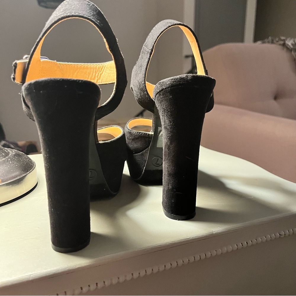 Black Suede Platform Heel Sandals - Women's Candie’s size 7 NWOT buckle straps - Picture 4 of 13